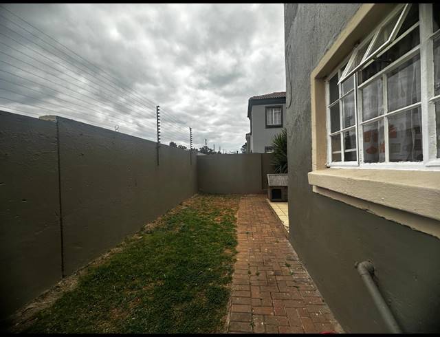 2 BEDROOM HOUSE FOR SALE IN BRAKPAN NORTH